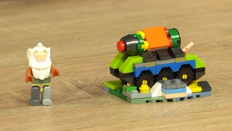 Jack O'Neill the M.A.L.P. bomb (BlueBrixx)