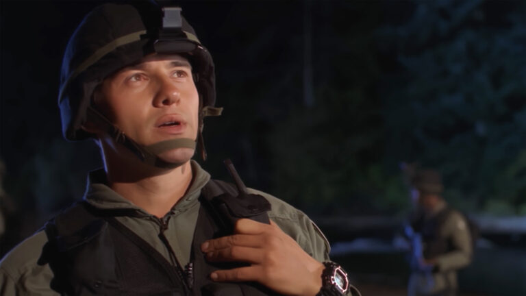 Major Coburn (Steve Bacic)