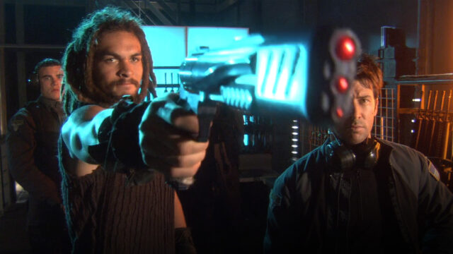 Ronon shows off his blaster ("Duet")